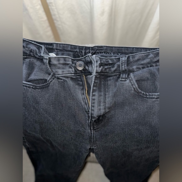 American Eagle Jeans - Picture 2 of 6